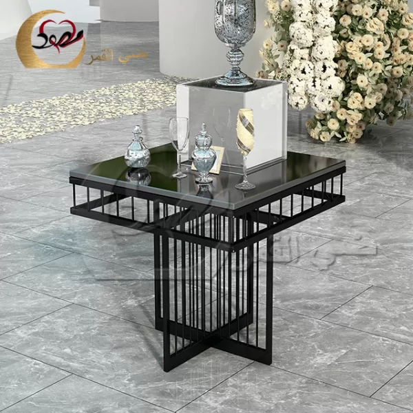 Wedding Cake Decoration Table
